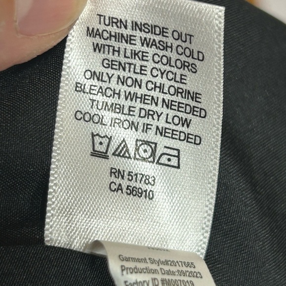 Maurices Sequin Shimmer Black/White/Silver Hues Long Sleeve Lined Blazer Size M - Picture 4 of 7